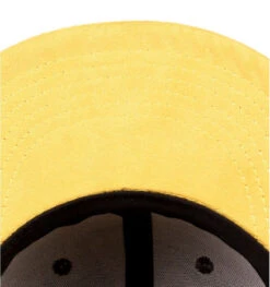 Chaussons Harry Potter Hedwige -Harry Potter Soldes casquette poufsouffle blason harry potter grise visiere jaune 5