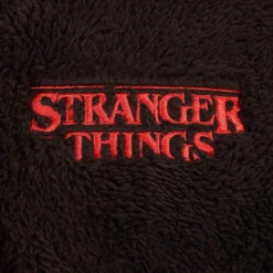 Stickers Stranger Things Arcade -Harry Potter Soldes peignoir stranger things noir welcome to the uspide down 3